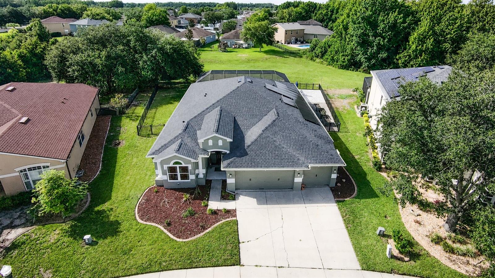 5725 JUSTICIA LOOP