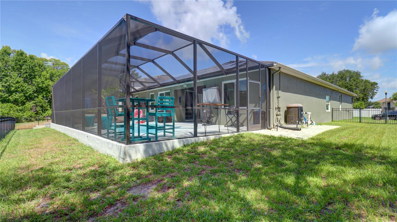 5725 JUSTICIA LOOP