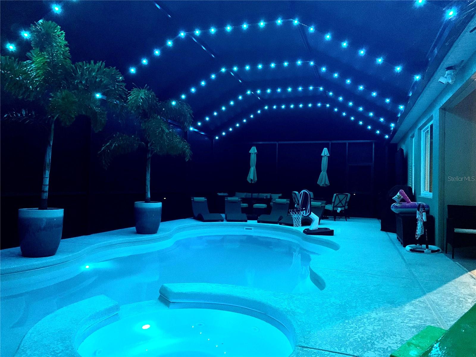 5725 JUSTICIA LOOP