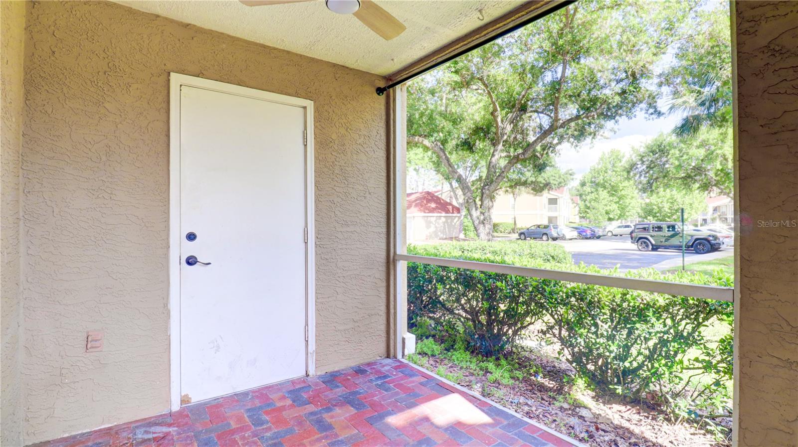 9481 HIGHLAND OAK DR #1001