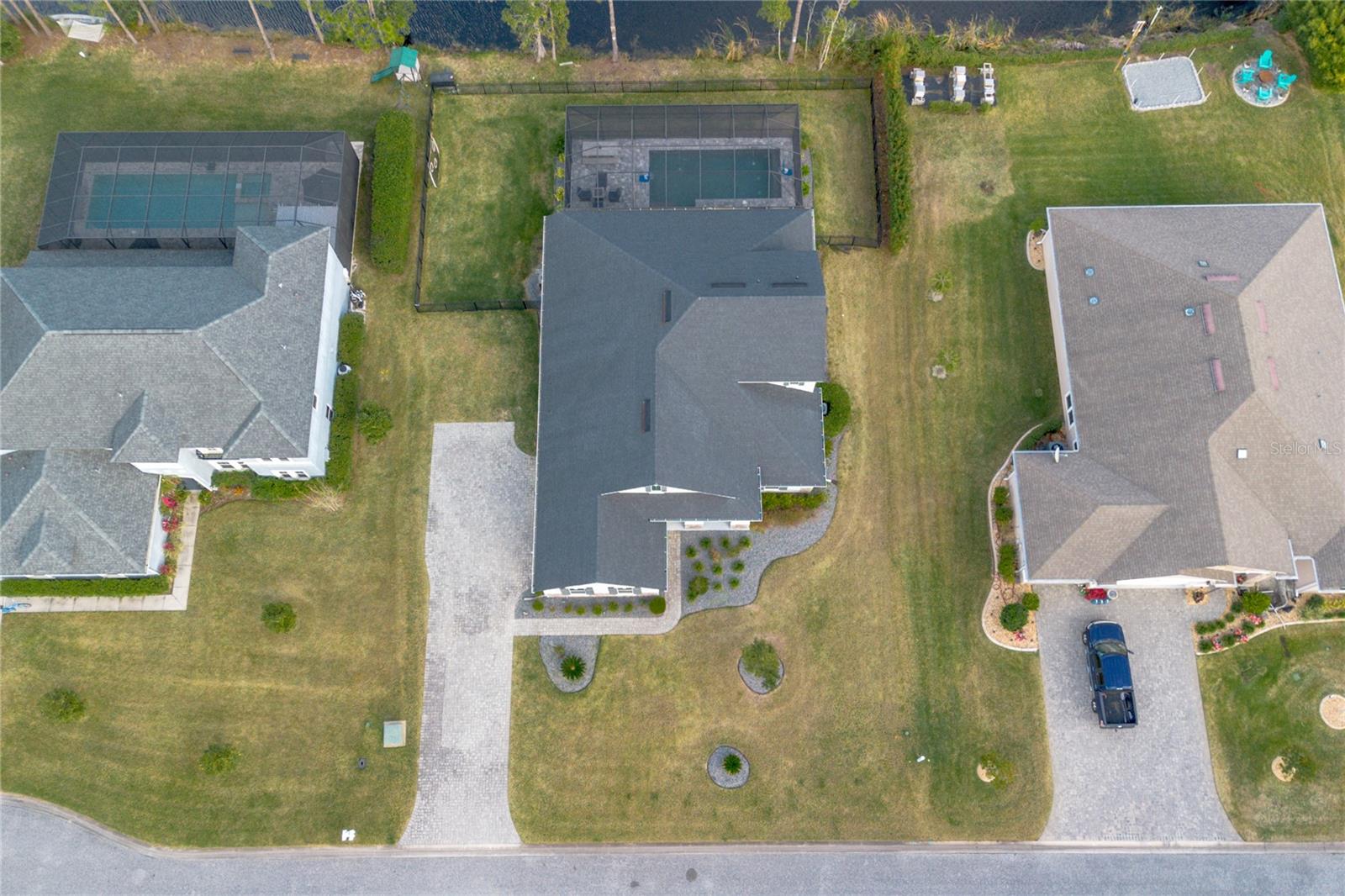 106 WINDSONG CT
