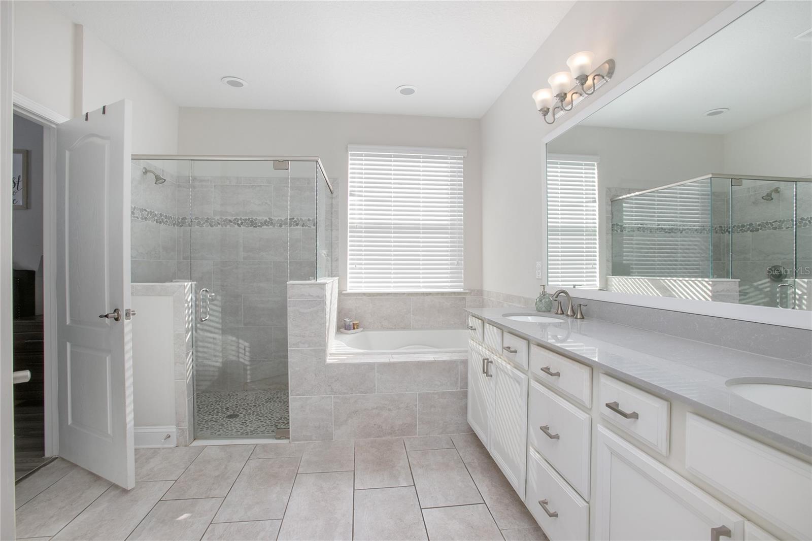 106 WINDSONG CT