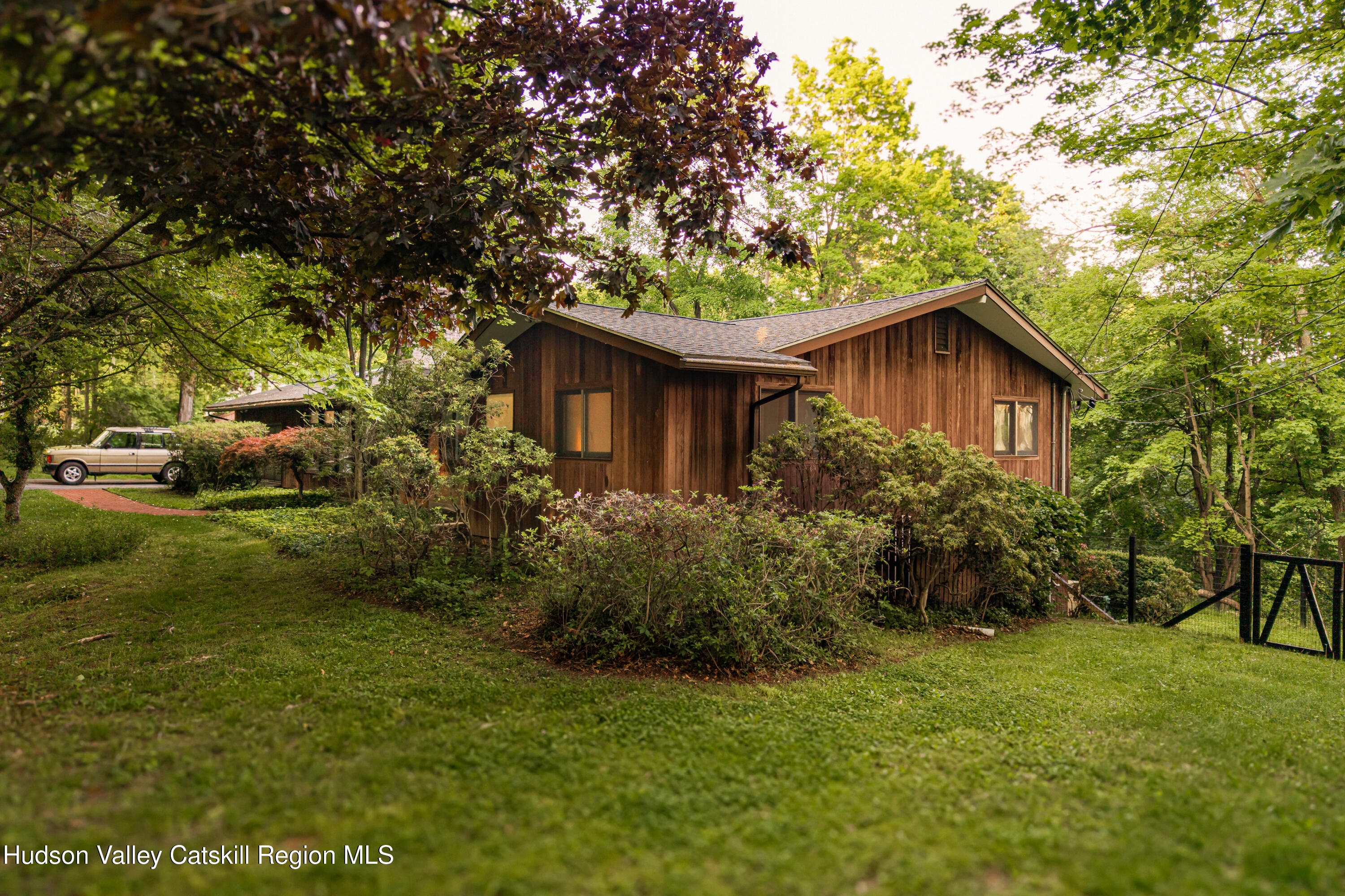 122 Ridgeview Road