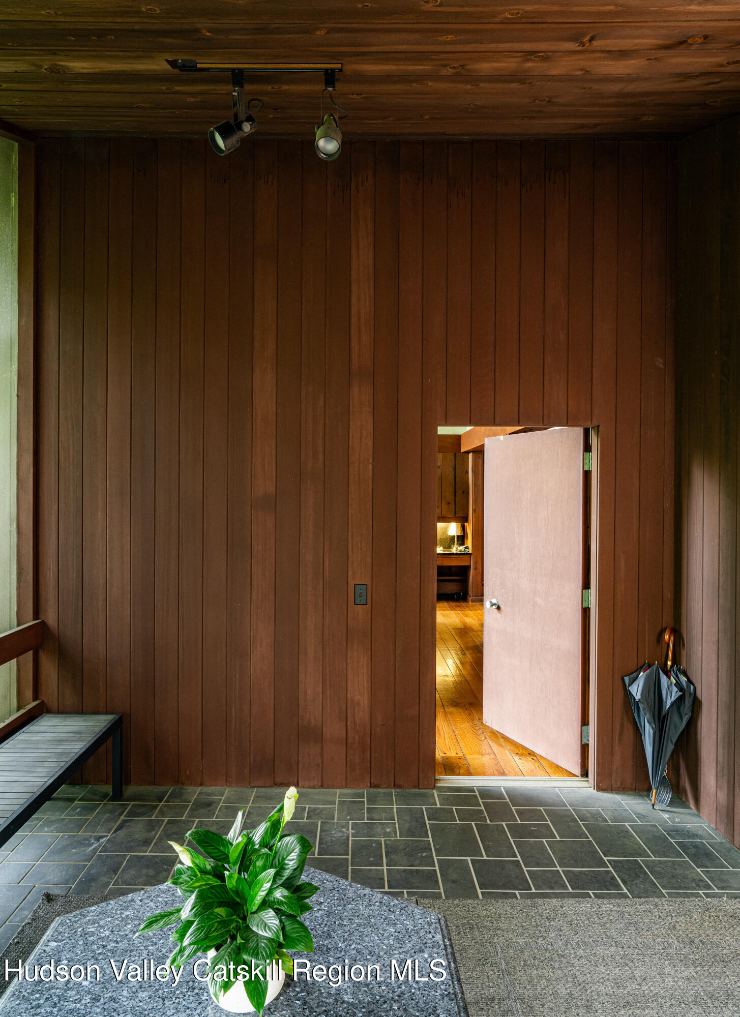 122 Ridgeview Road