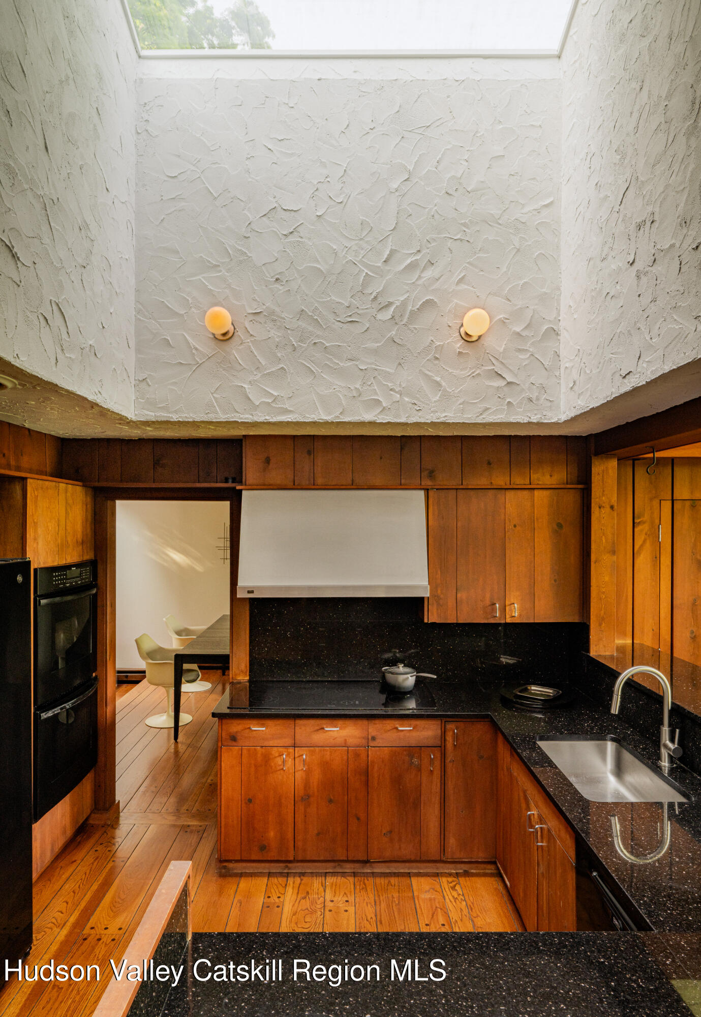 122 Ridgeview Road