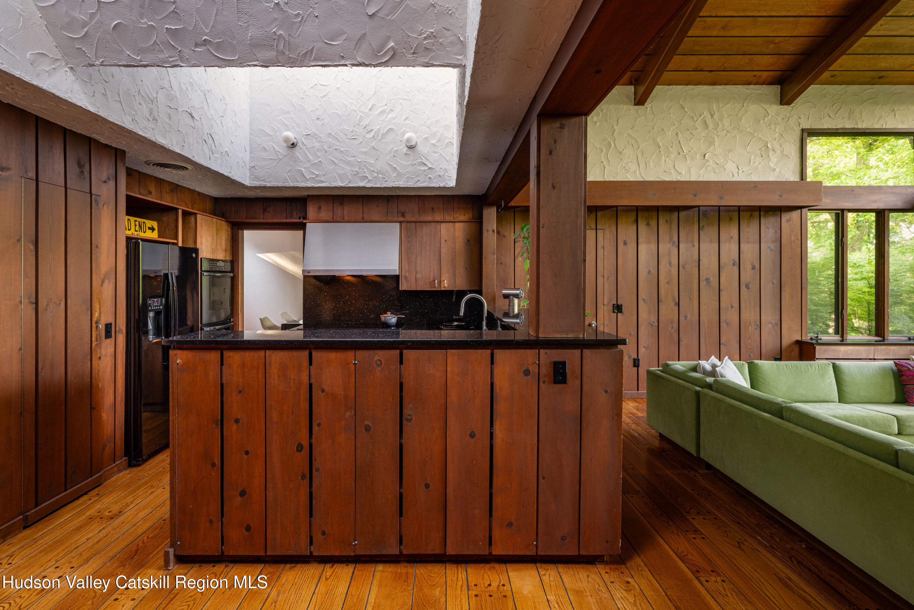 122 Ridgeview Road