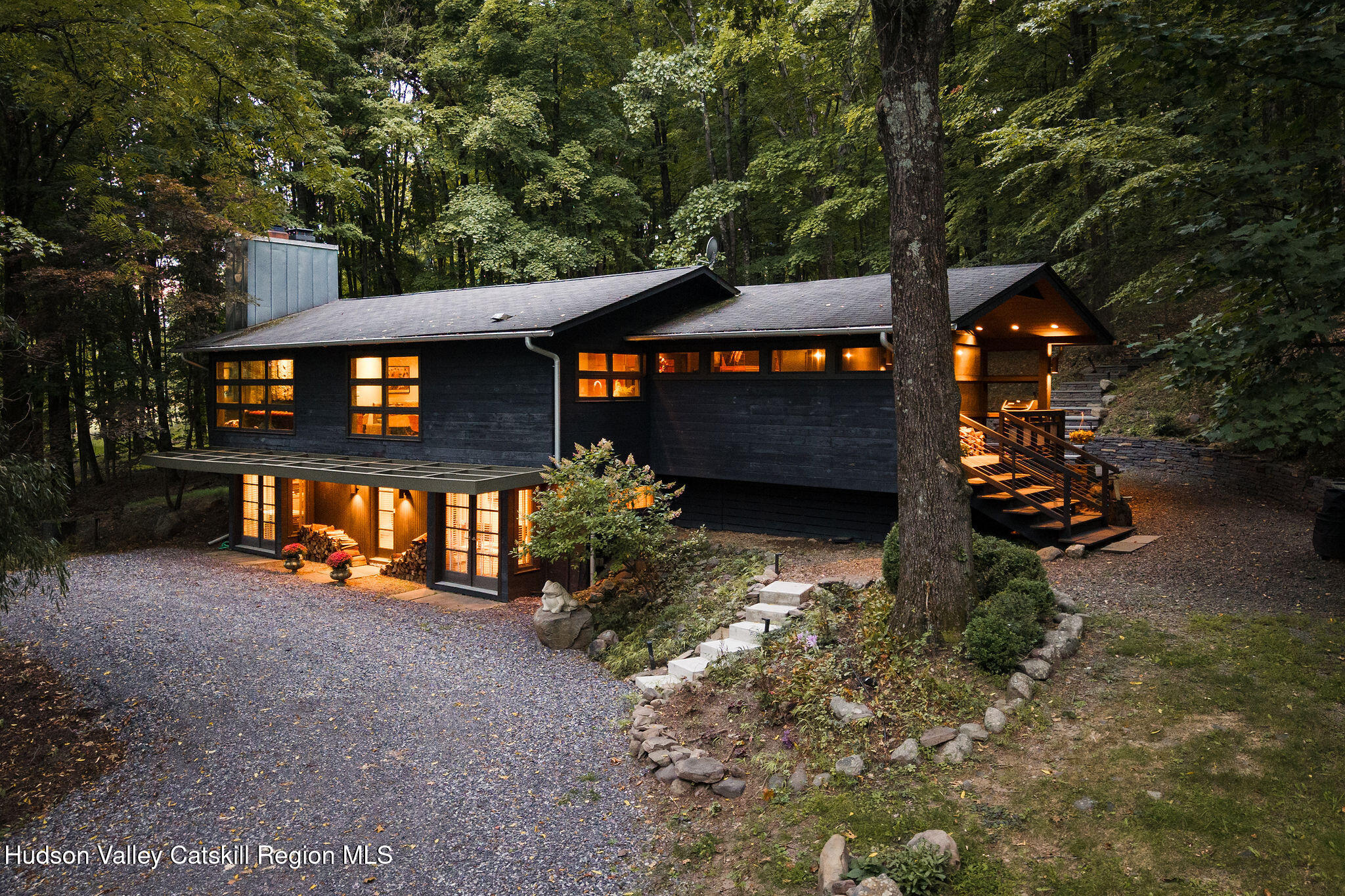 27 Bakertown Road