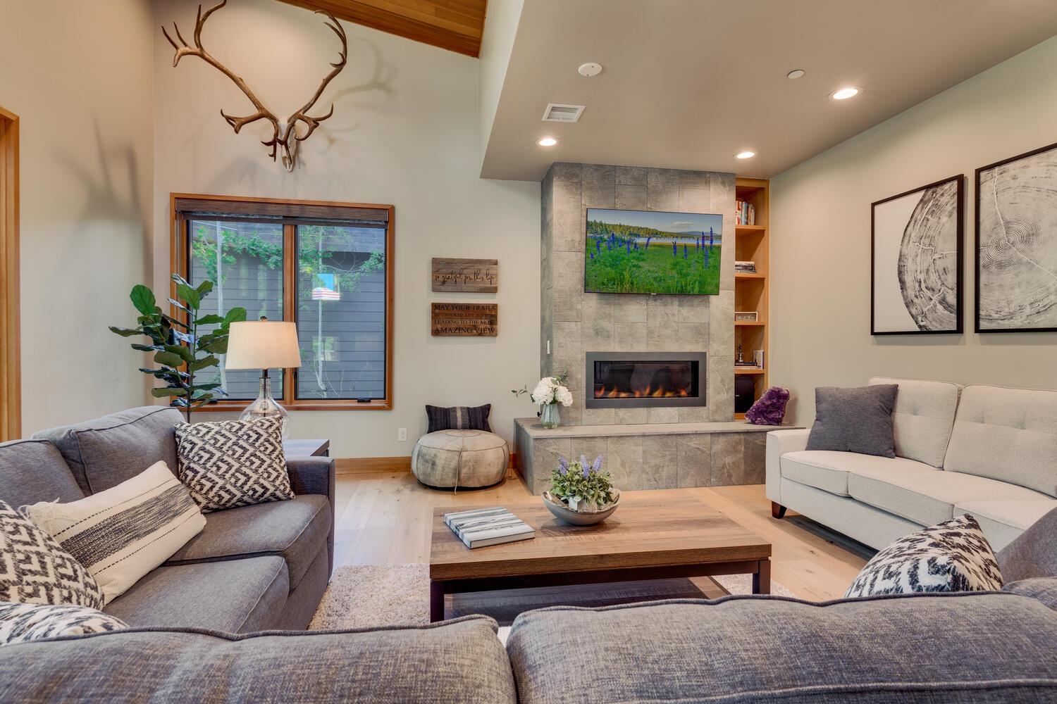 215 Smiley Court