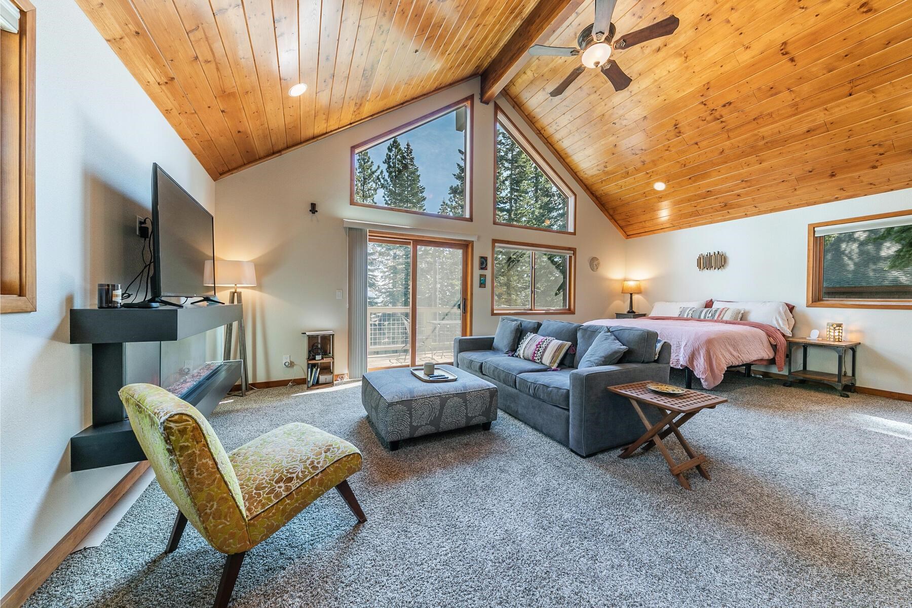 4465 Huckleberry Drive