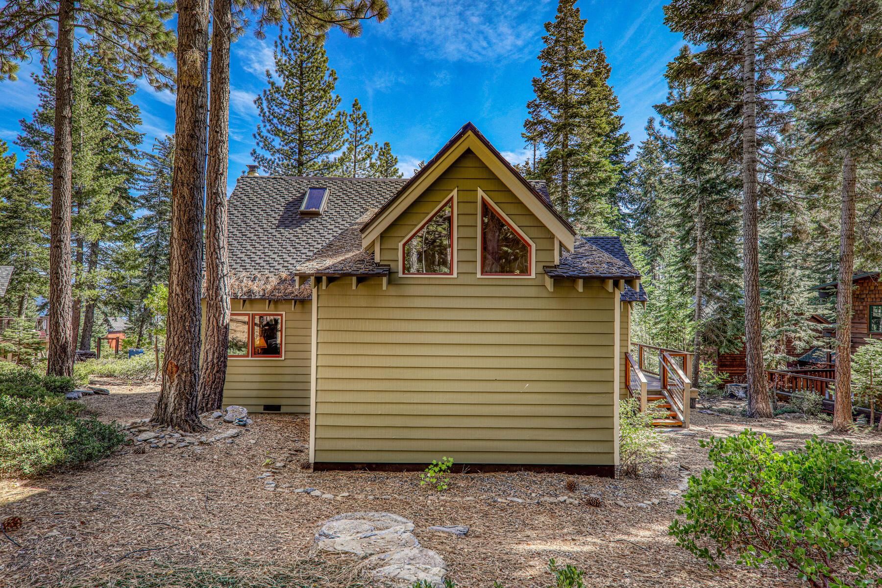 4465 Huckleberry Drive