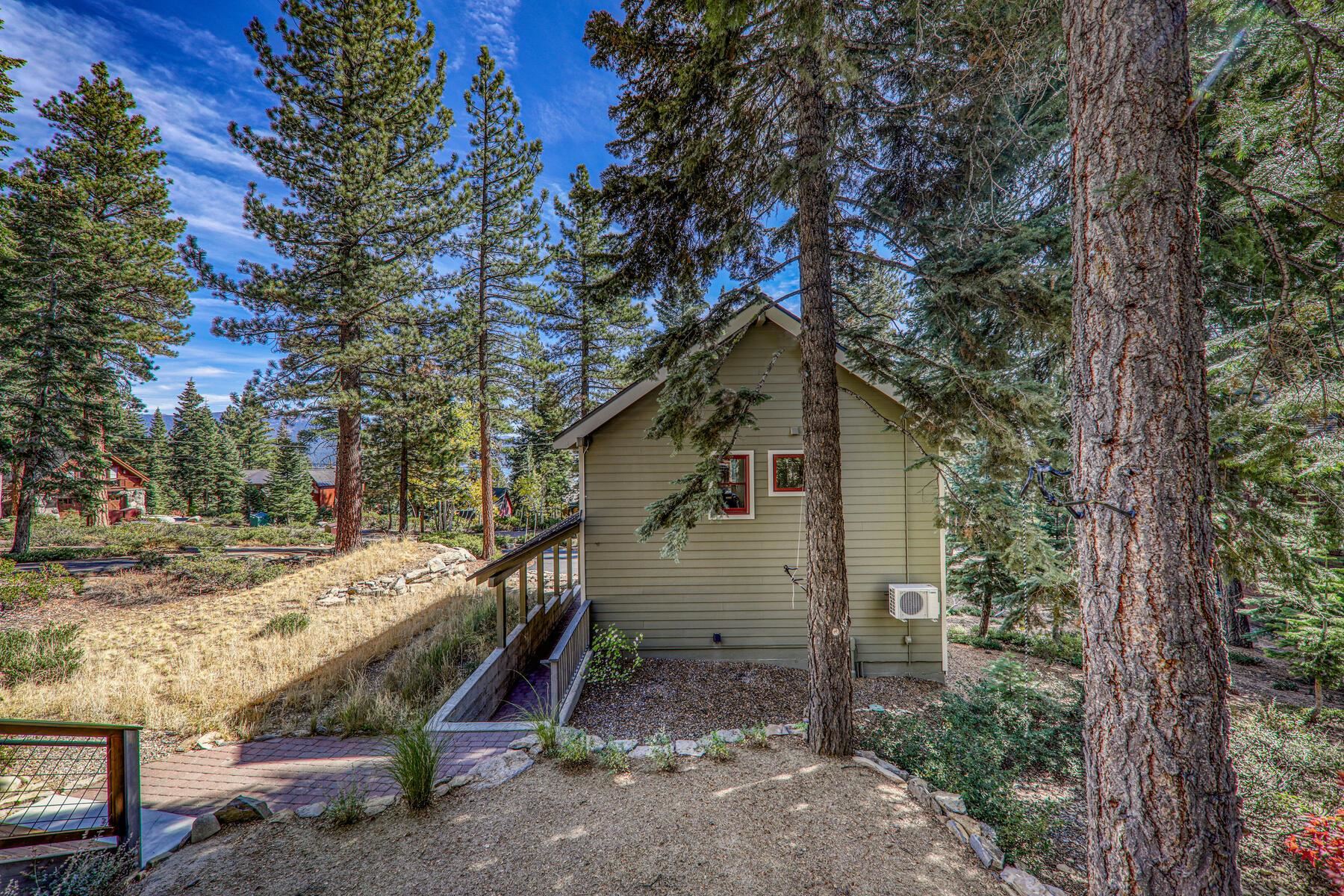 4465 Huckleberry Drive