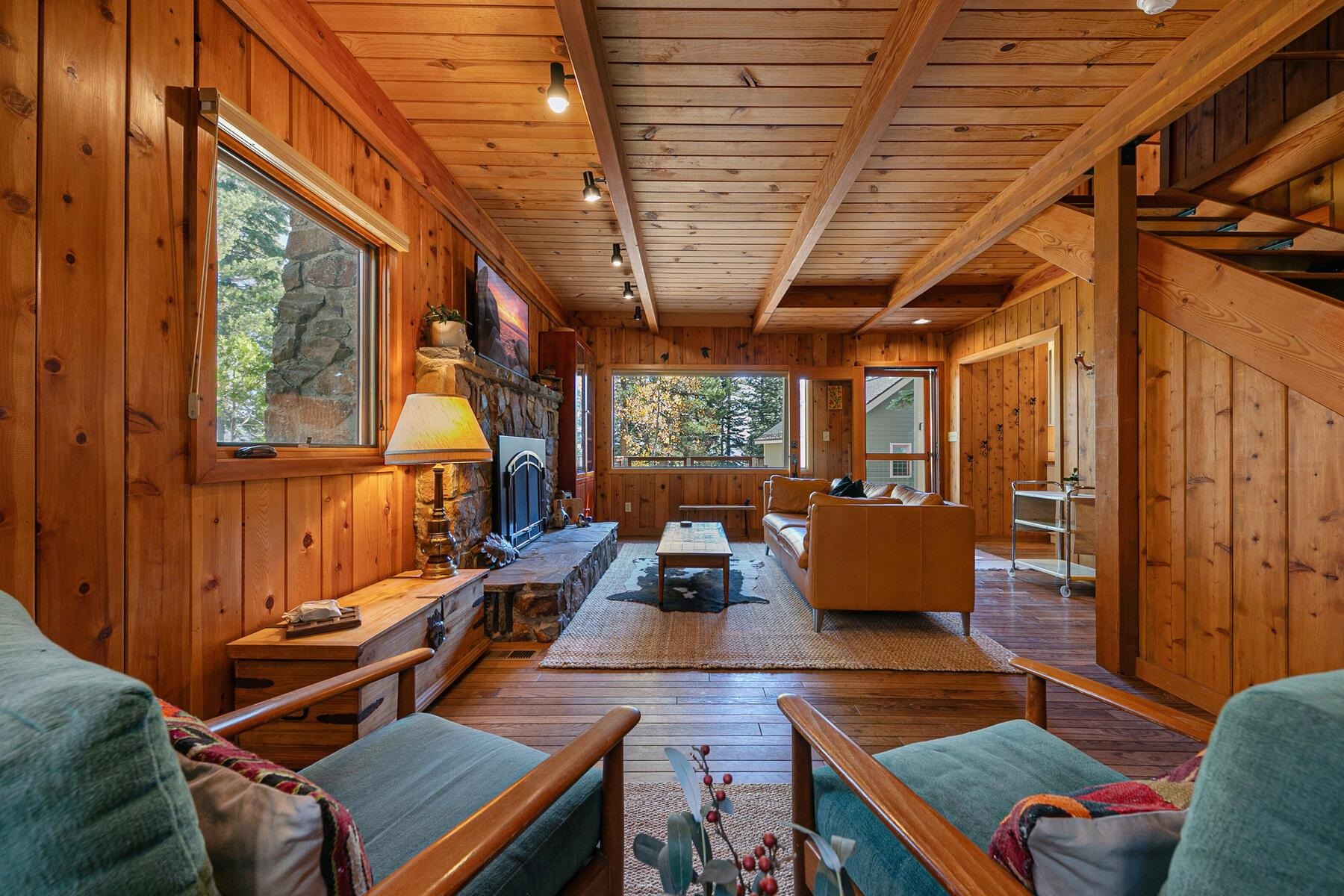 4465 Huckleberry Drive
