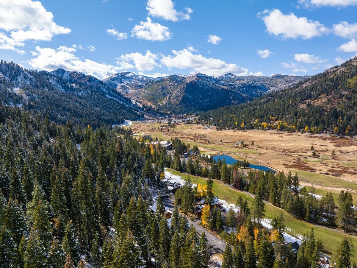 3096 Mountain Links Way