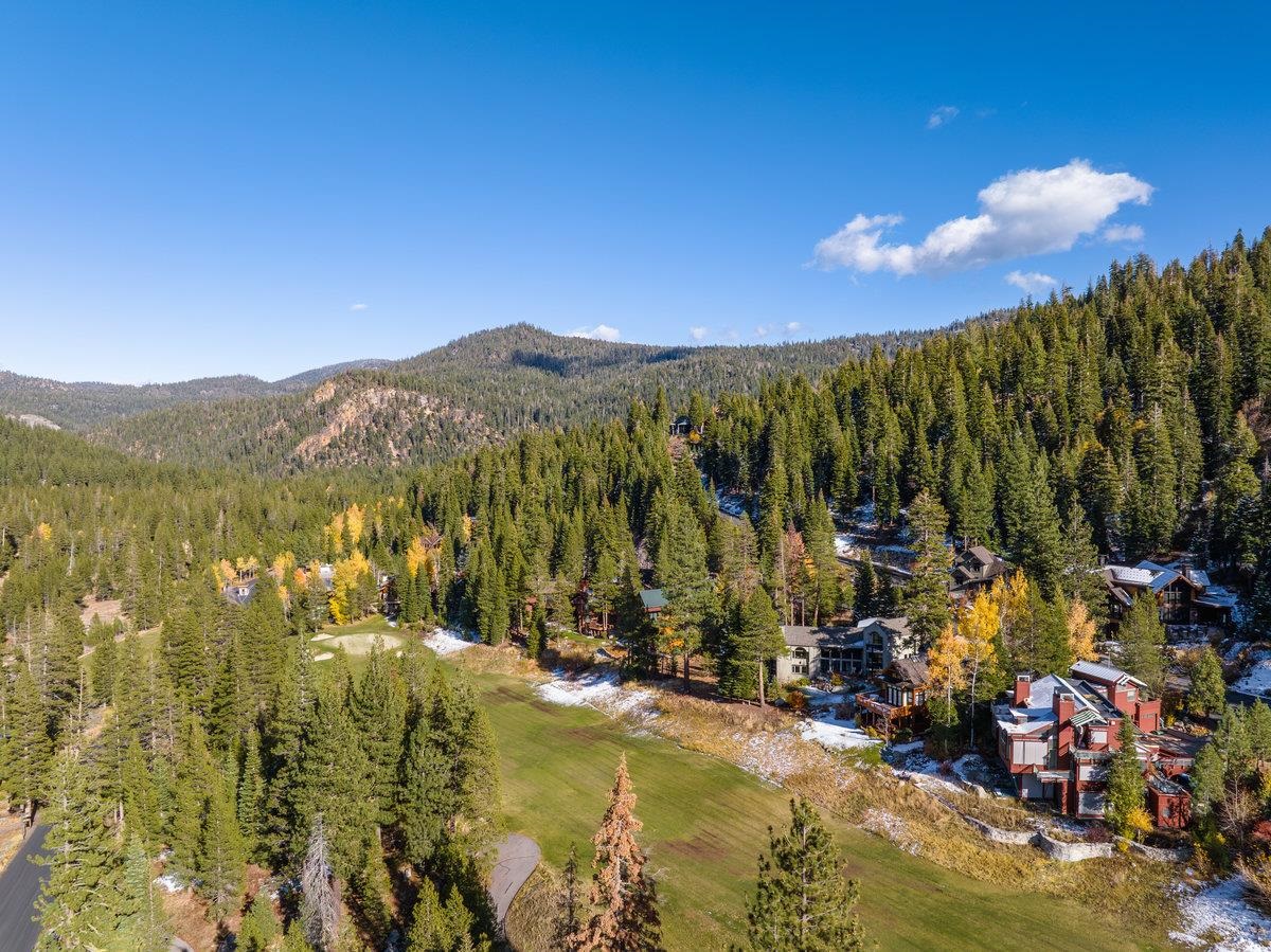 3096 Mountain Links Way