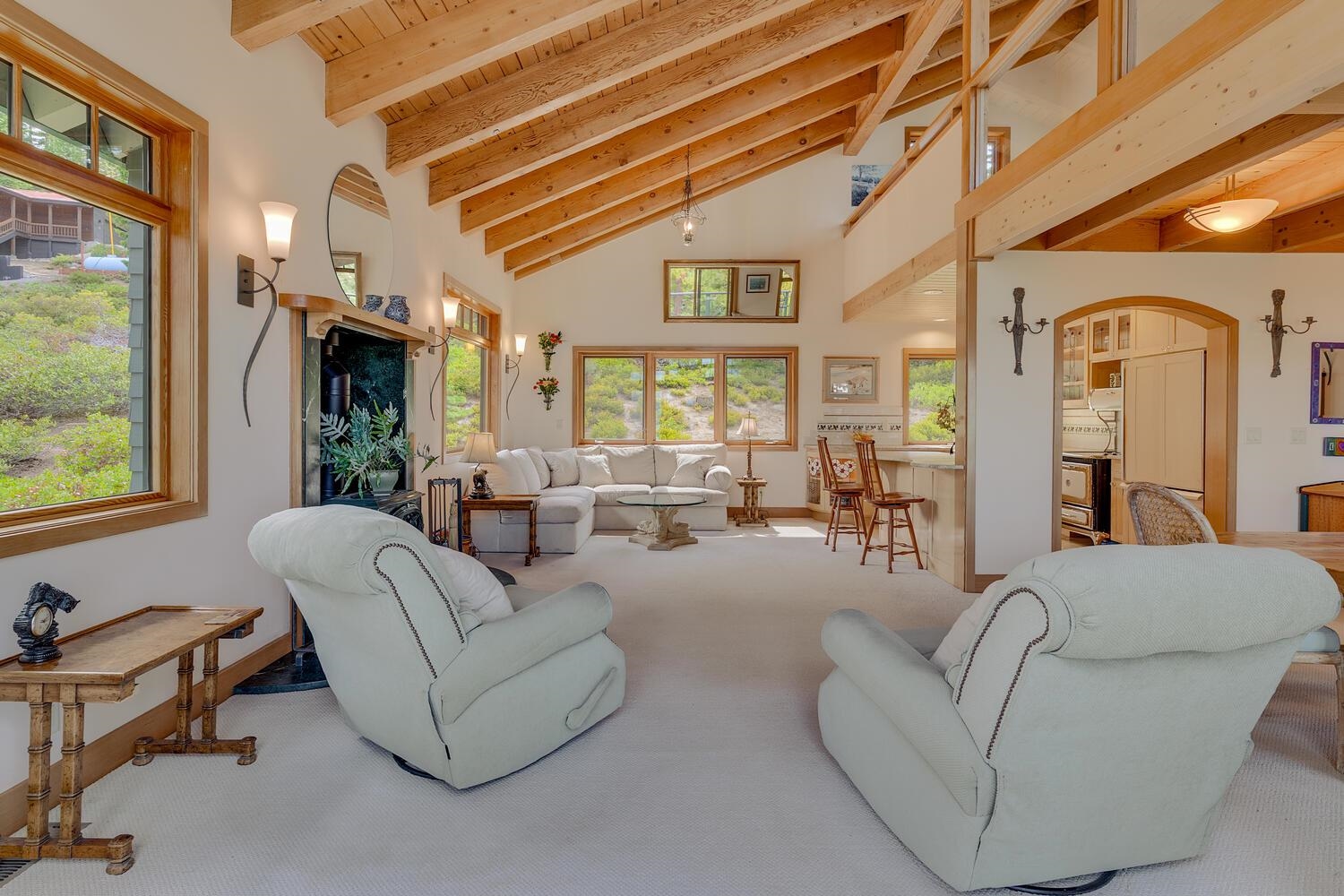 9158 Scenic Drive