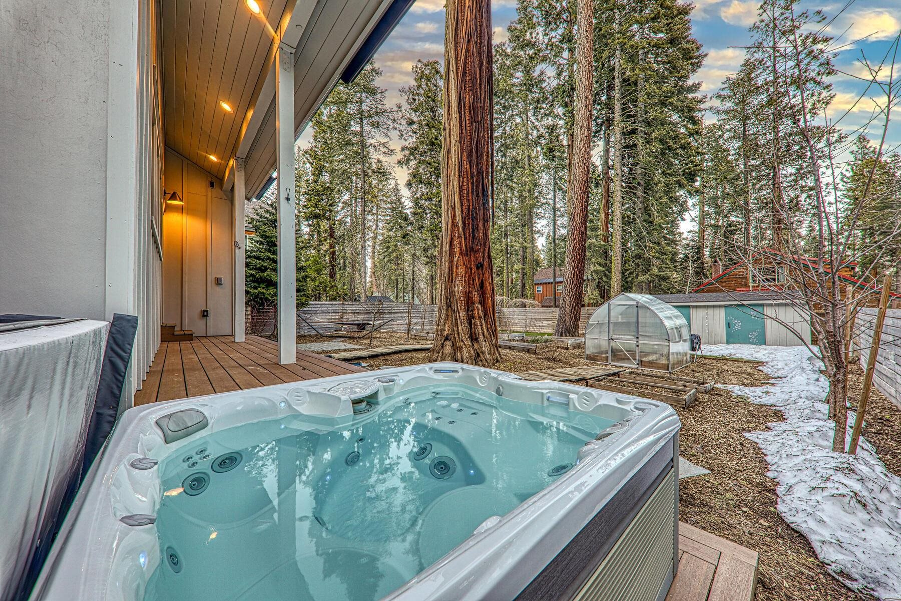 2685 Rustic Lane