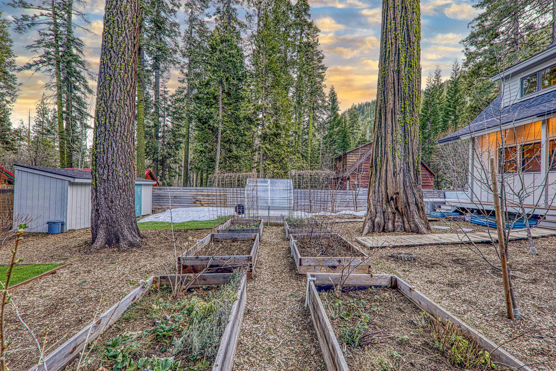 2685 Rustic Lane