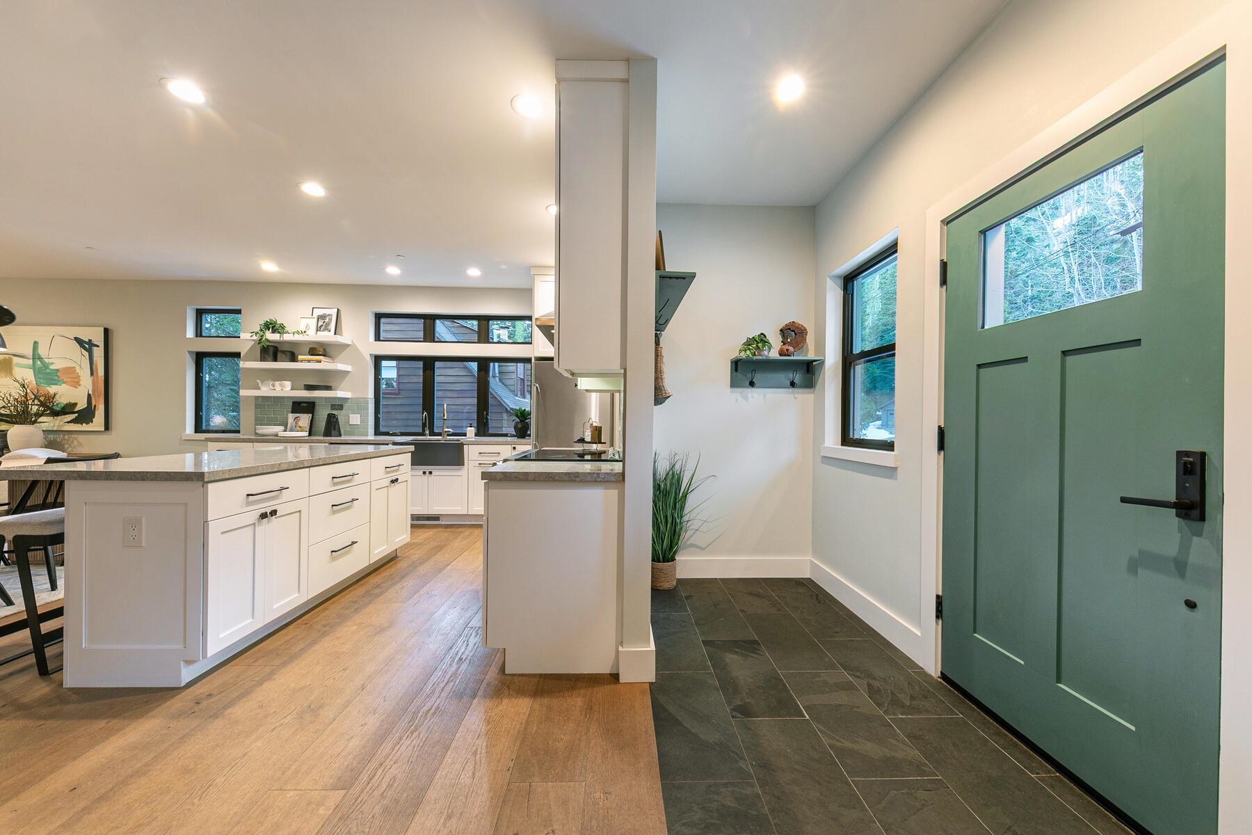 2685 Rustic Lane