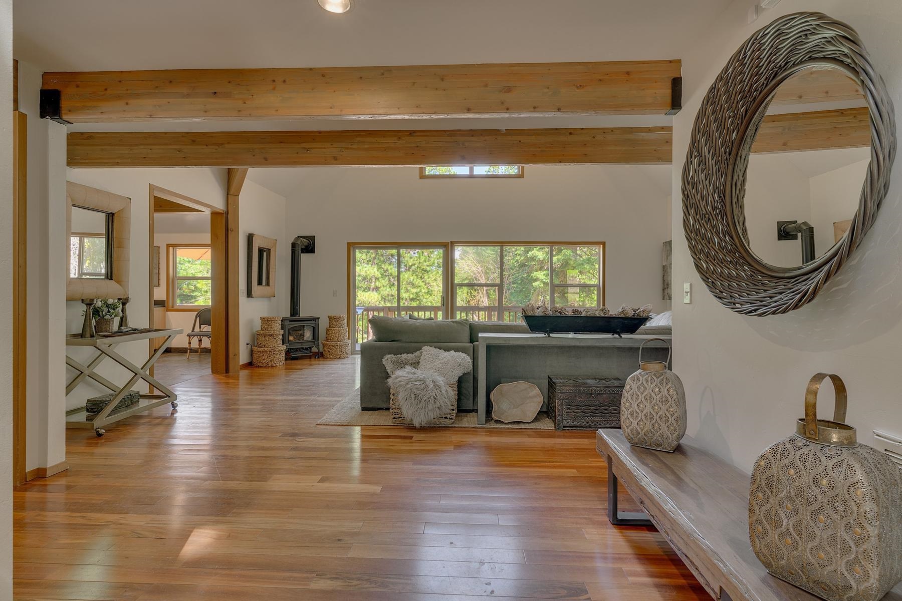 11310 Thelin Drive