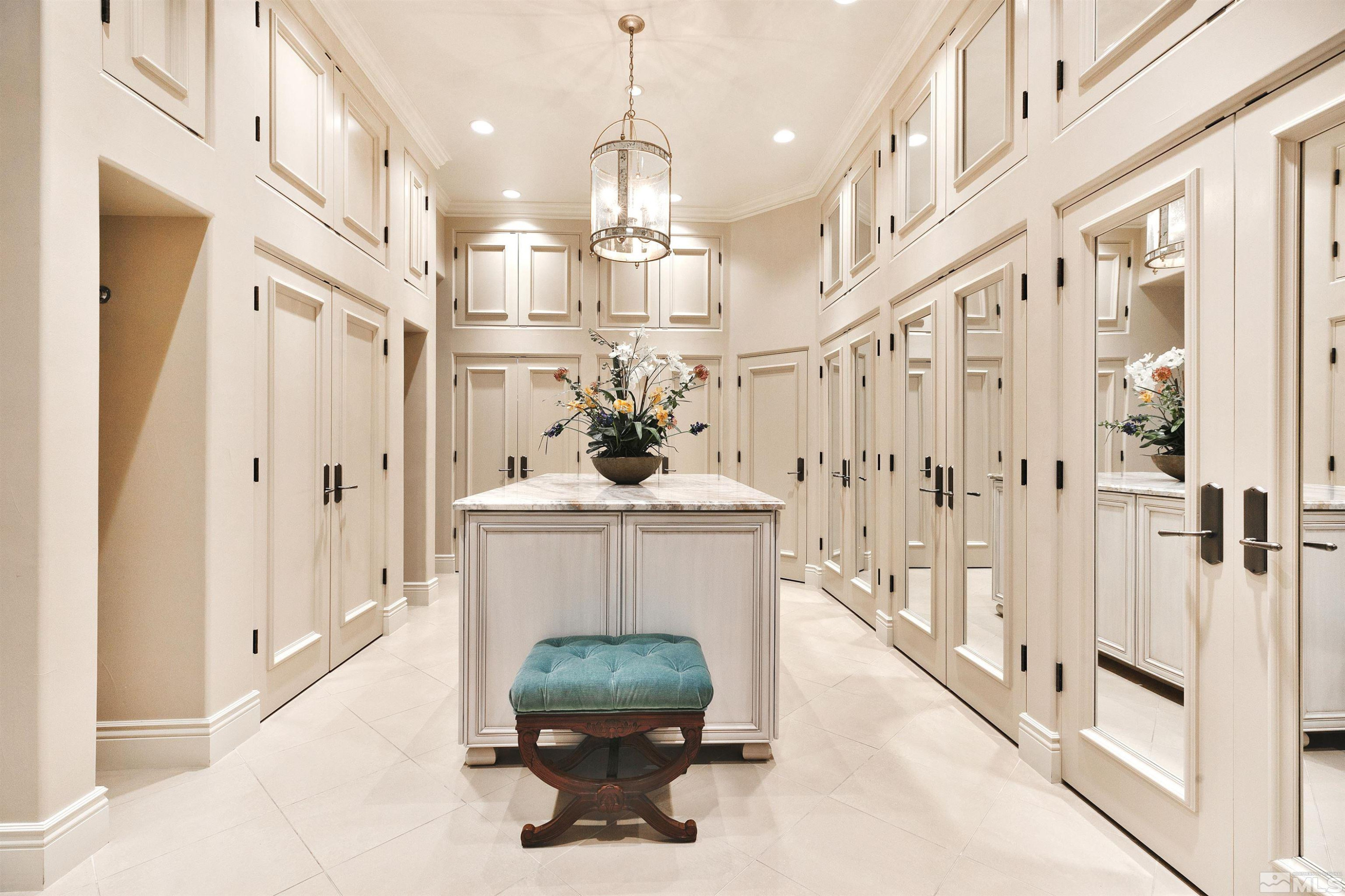 5940 Lake Geneva Drive