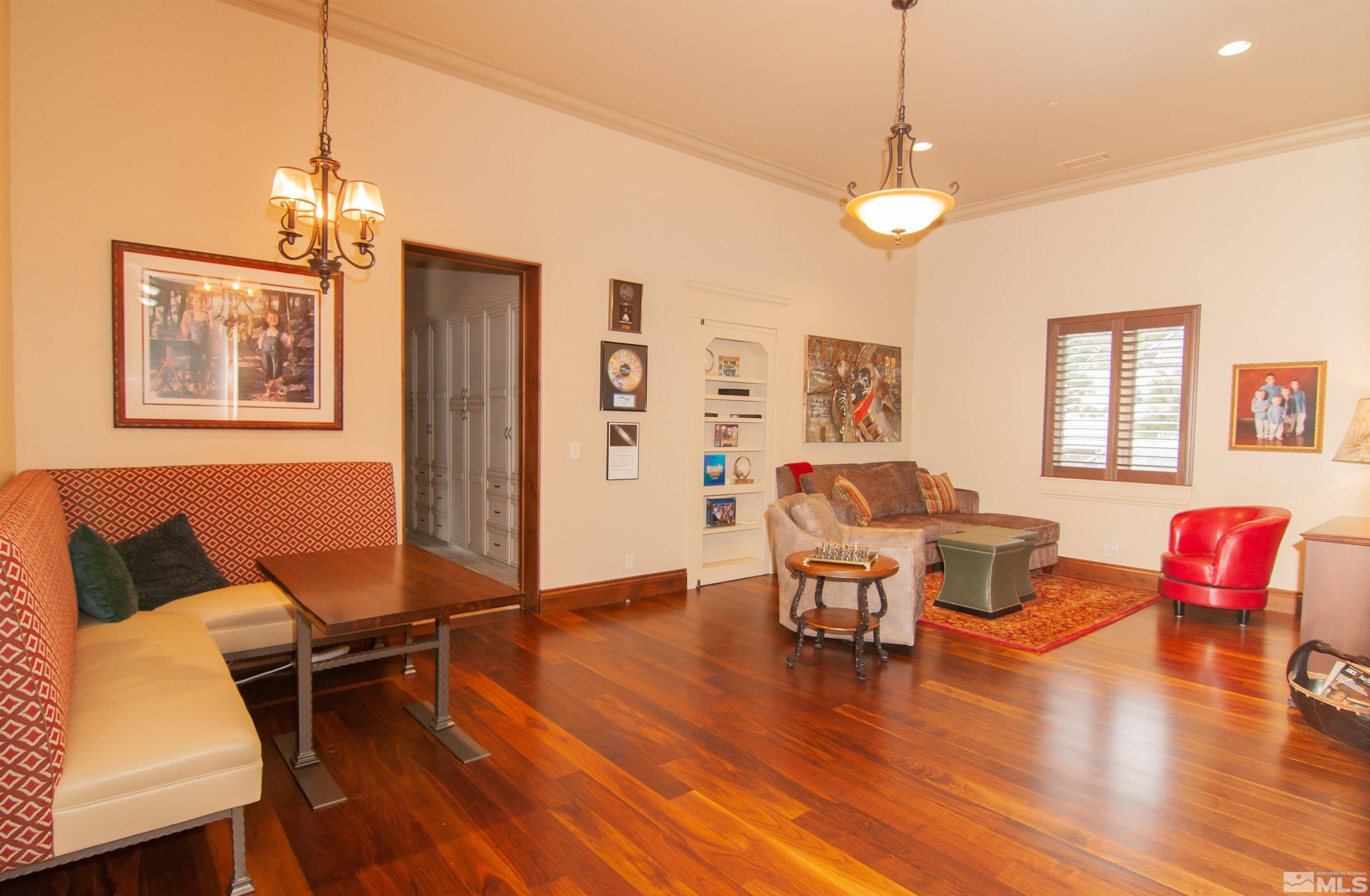 5940 Lake Geneva Drive