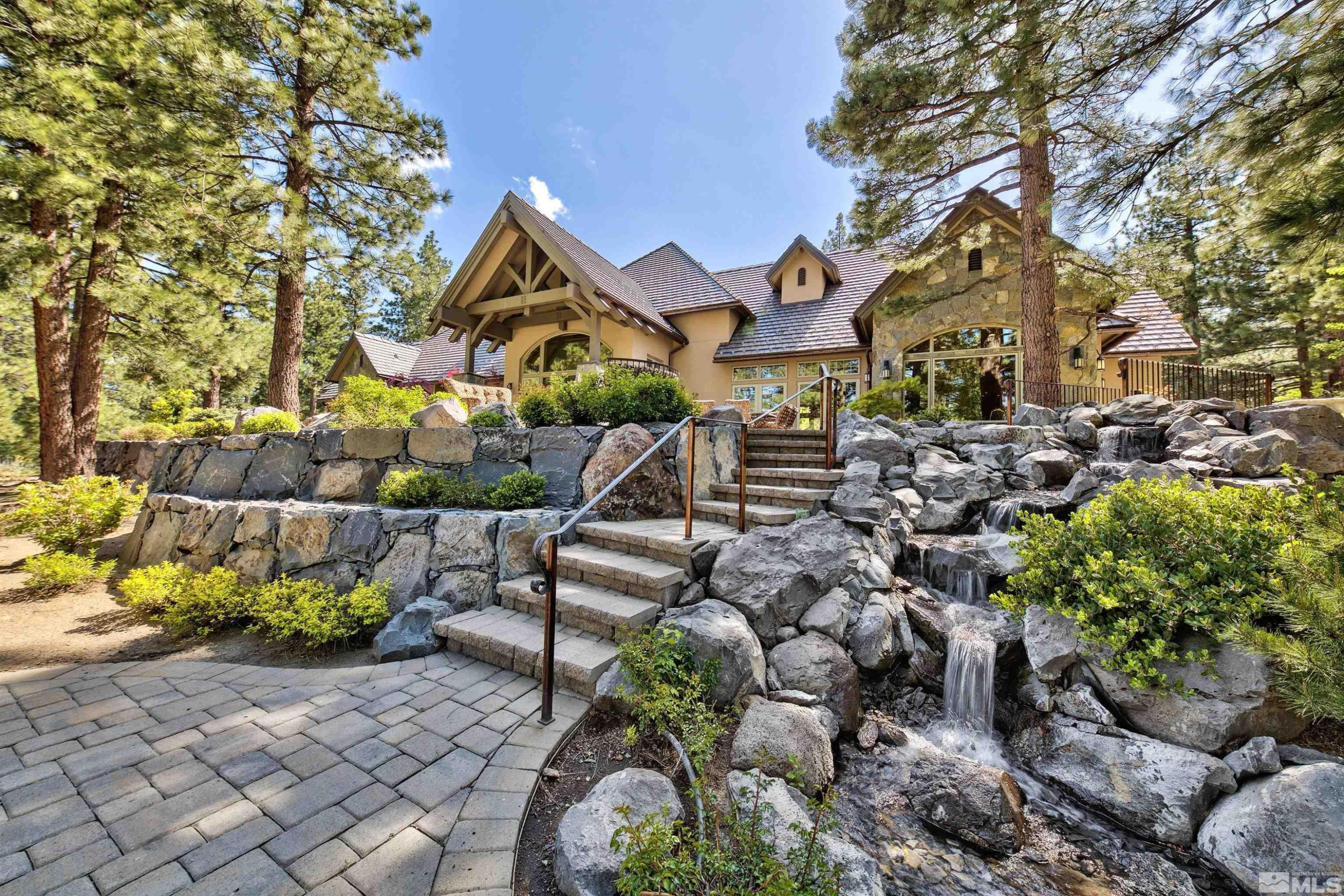 5940 Lake Geneva Drive