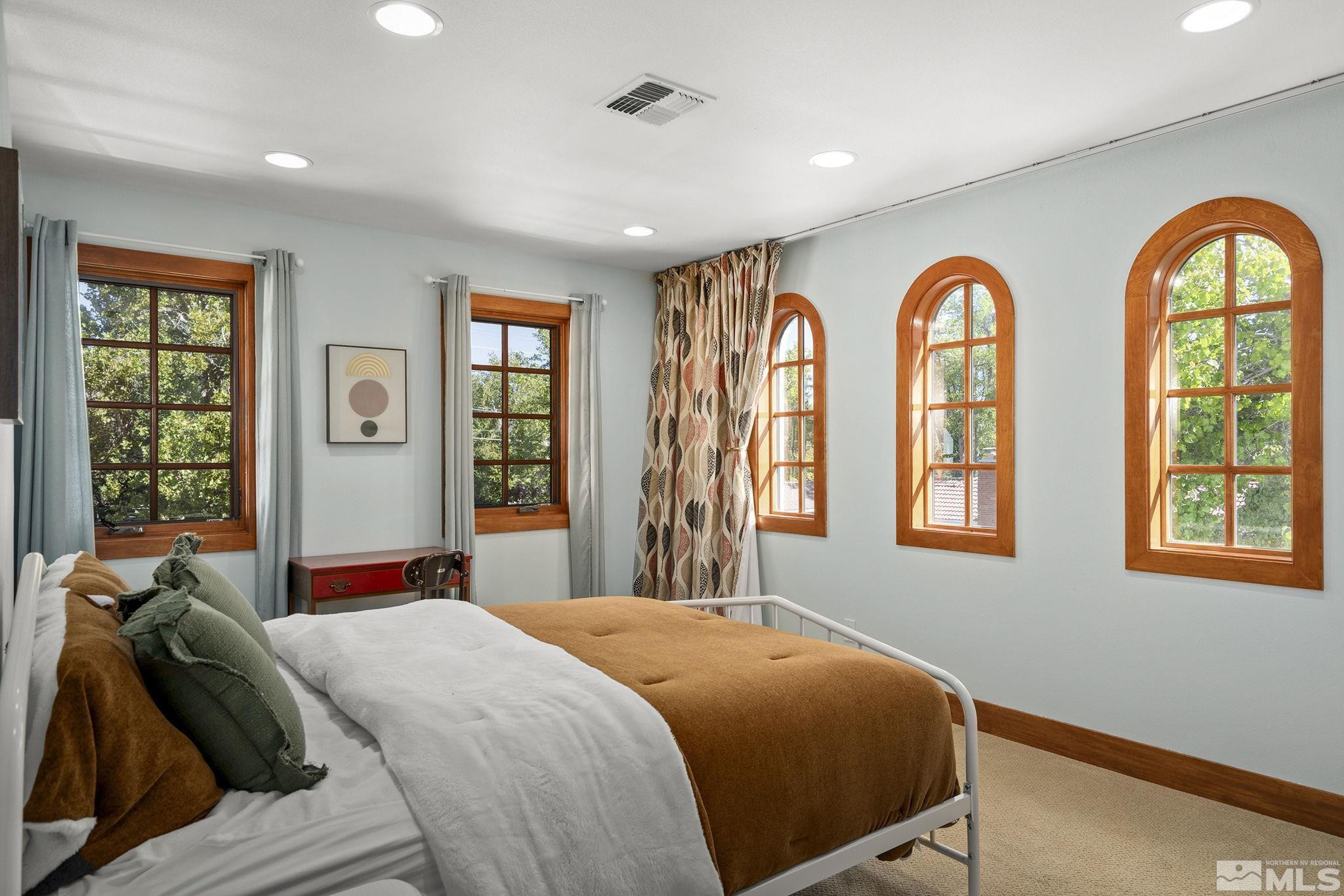 217 Bret Harte Avenue