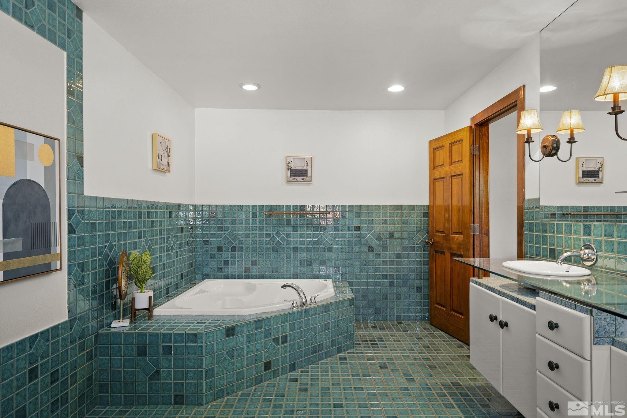 217 Bret Harte Avenue