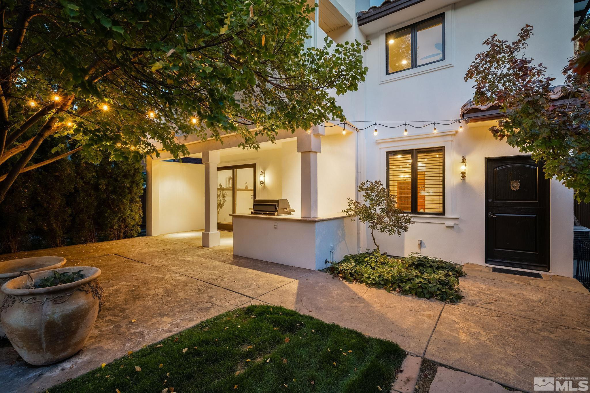 217 Bret Harte Avenue