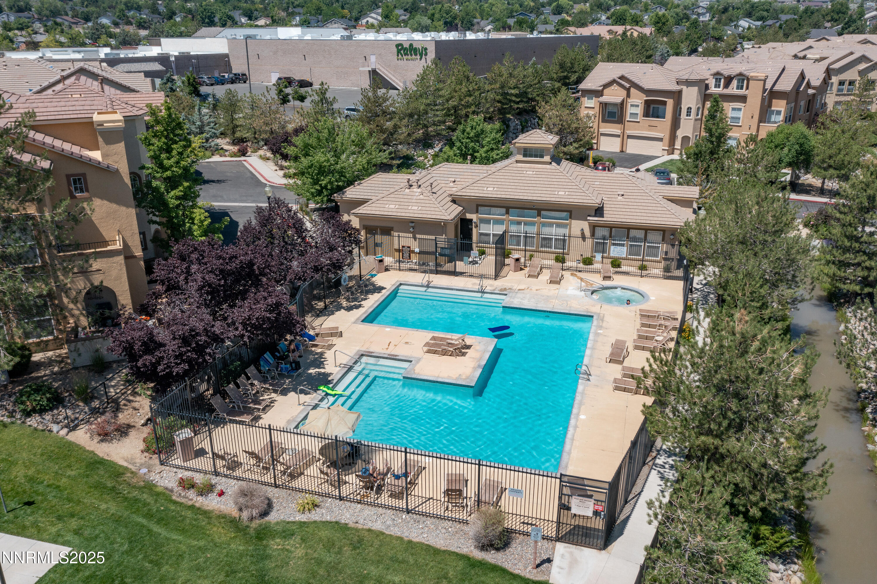 17000 Wedge Parkway, Unit 1221