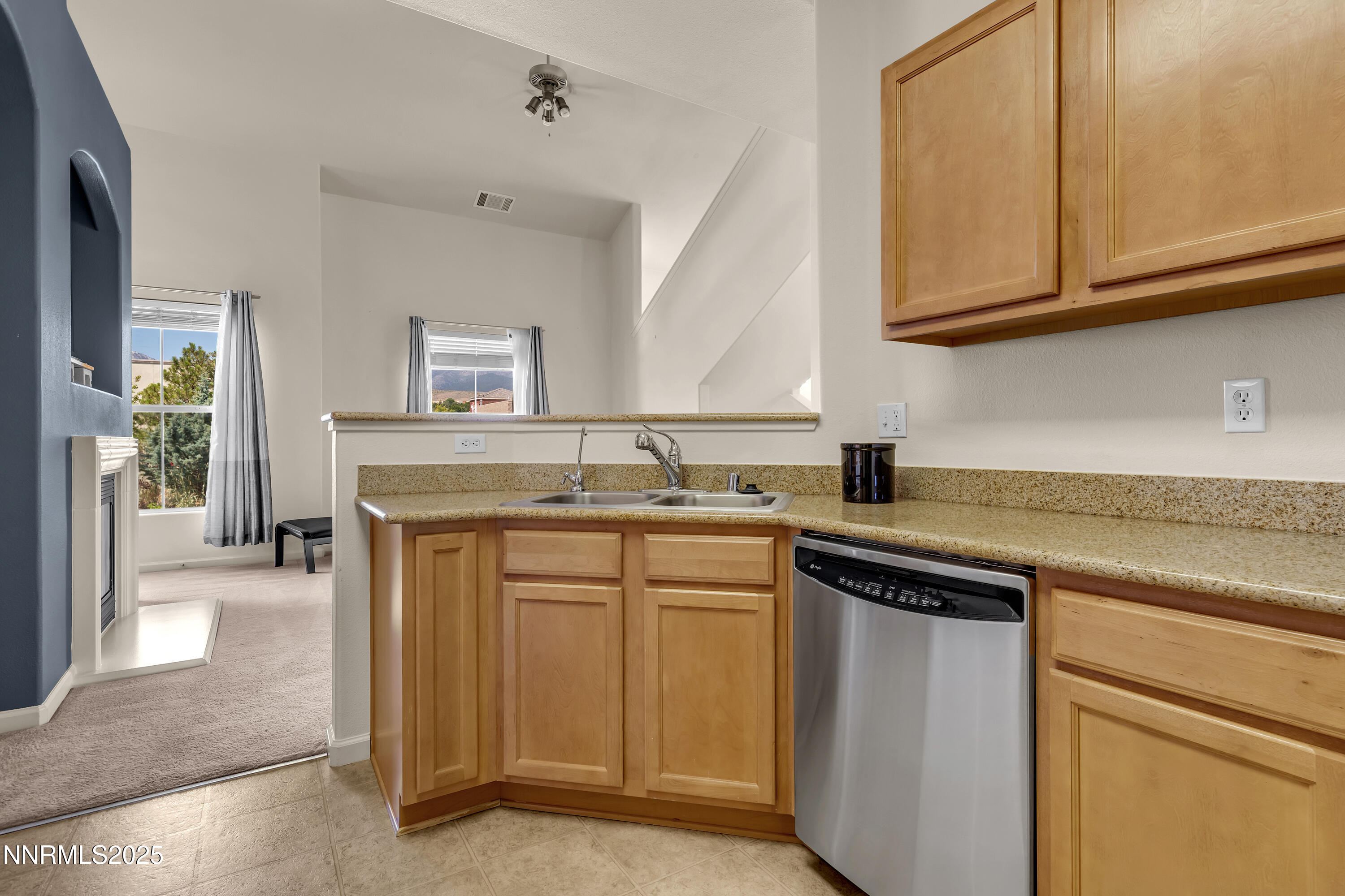 17000 Wedge Parkway, Unit 1221