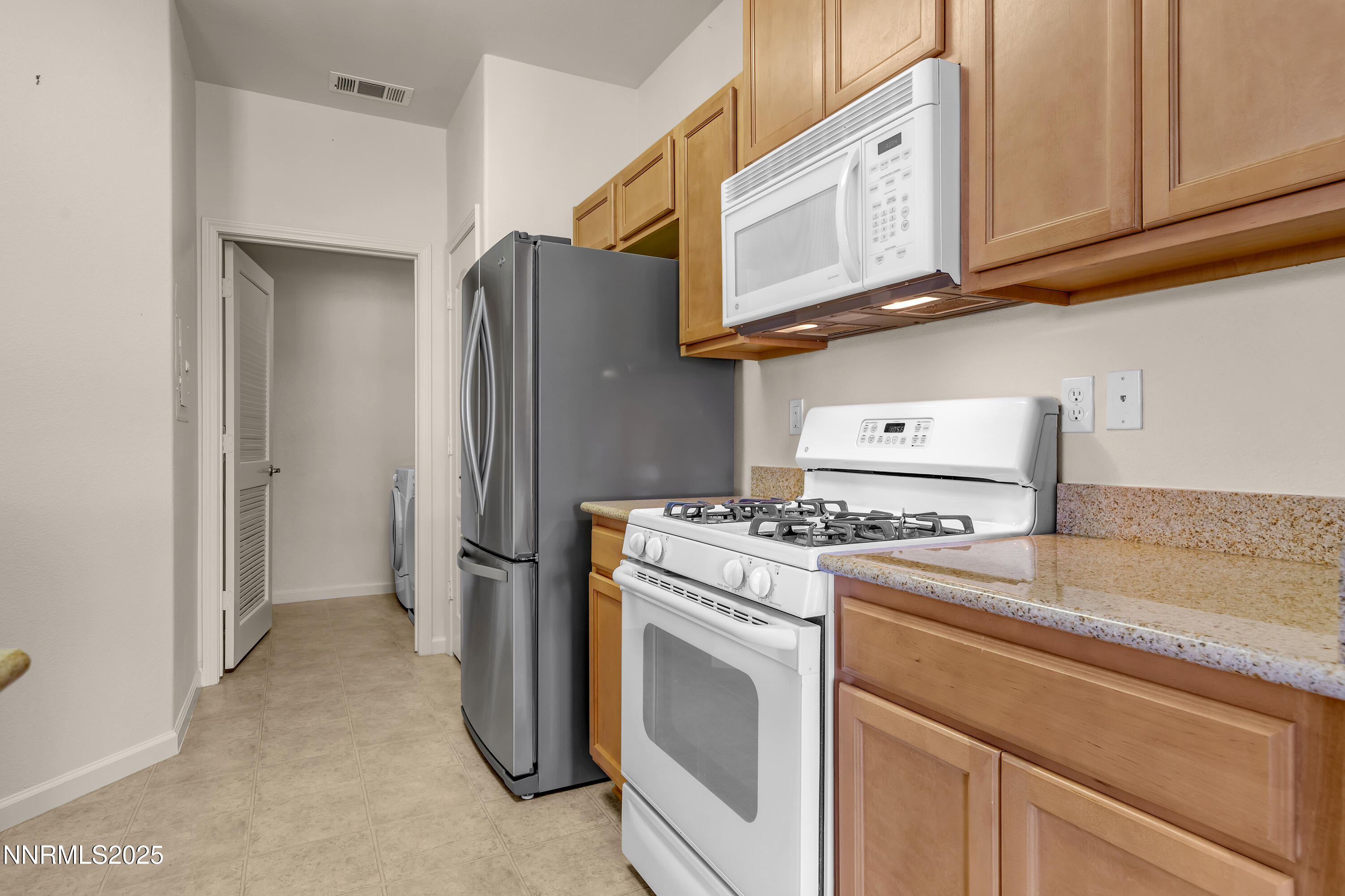 17000 Wedge Parkway, Unit 1221