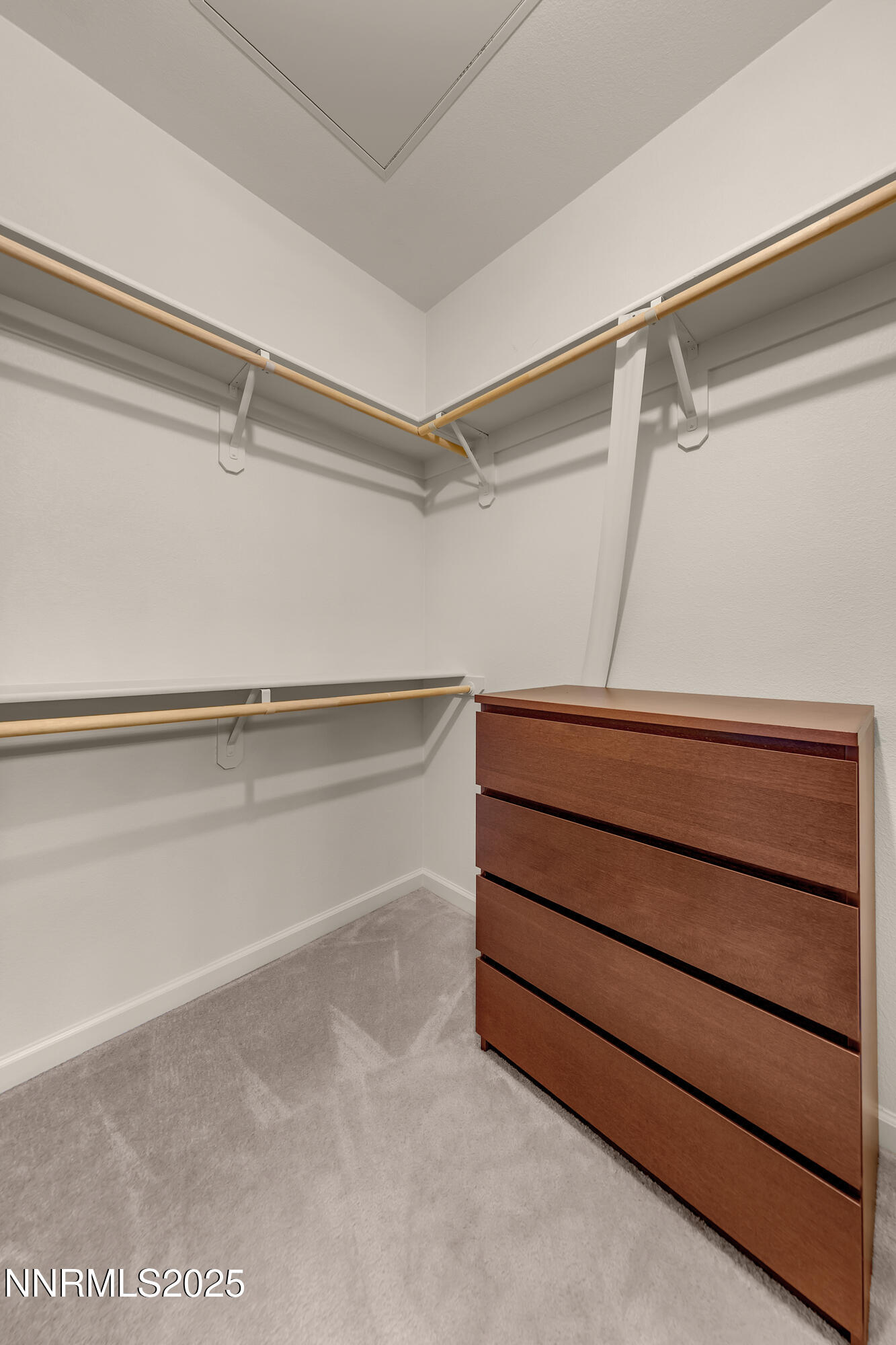 17000 Wedge Parkway, Unit 1221