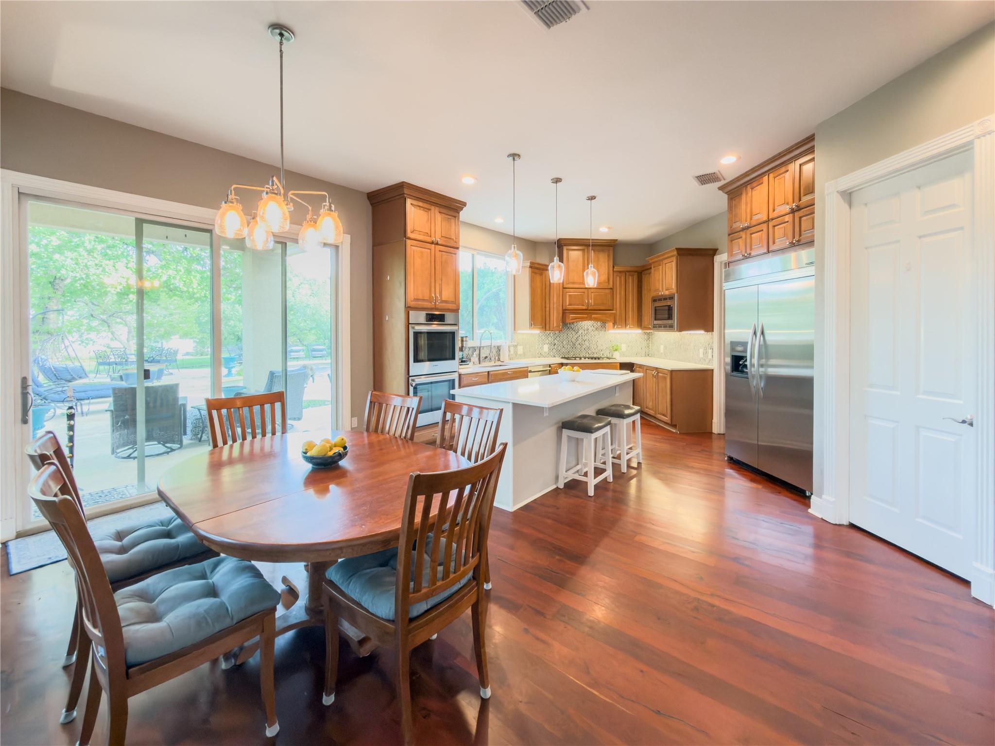 2611 Demona DR