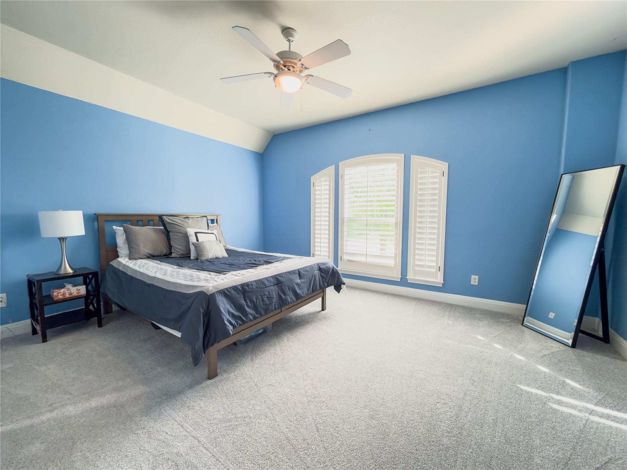 2611 Demona DR