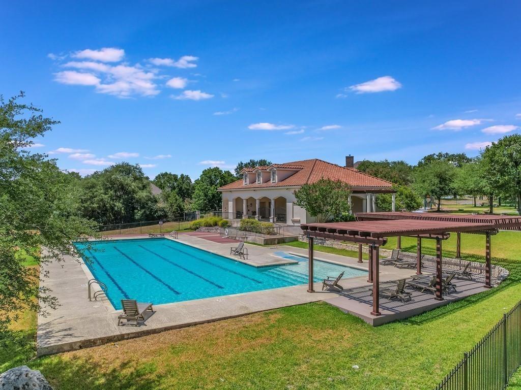 2611 Demona DR