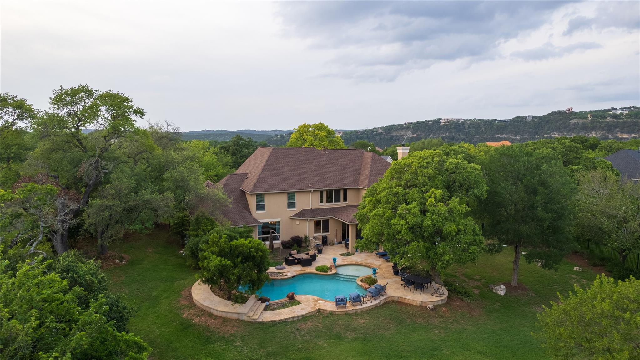 2611 Demona DR