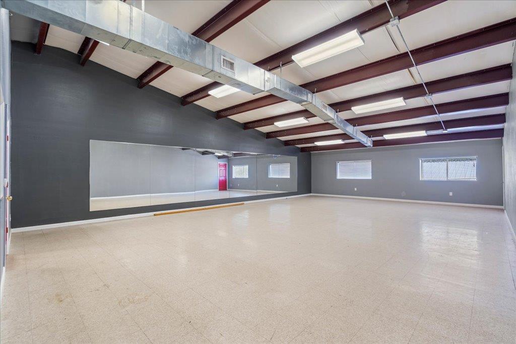 1289 E State Highway 71 Highway E # B100