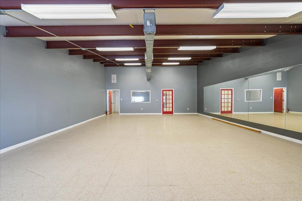 1289 E State Highway 71 Highway E # B100