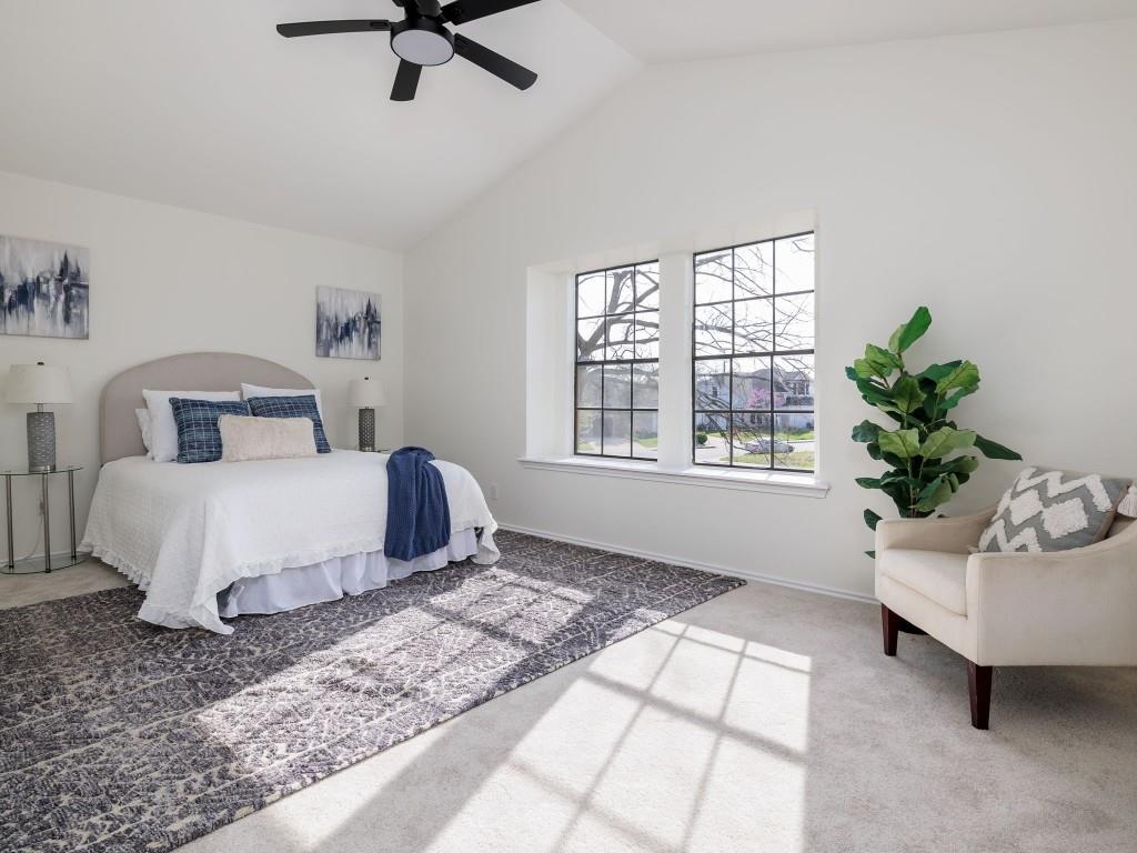 1805 White Oak CV