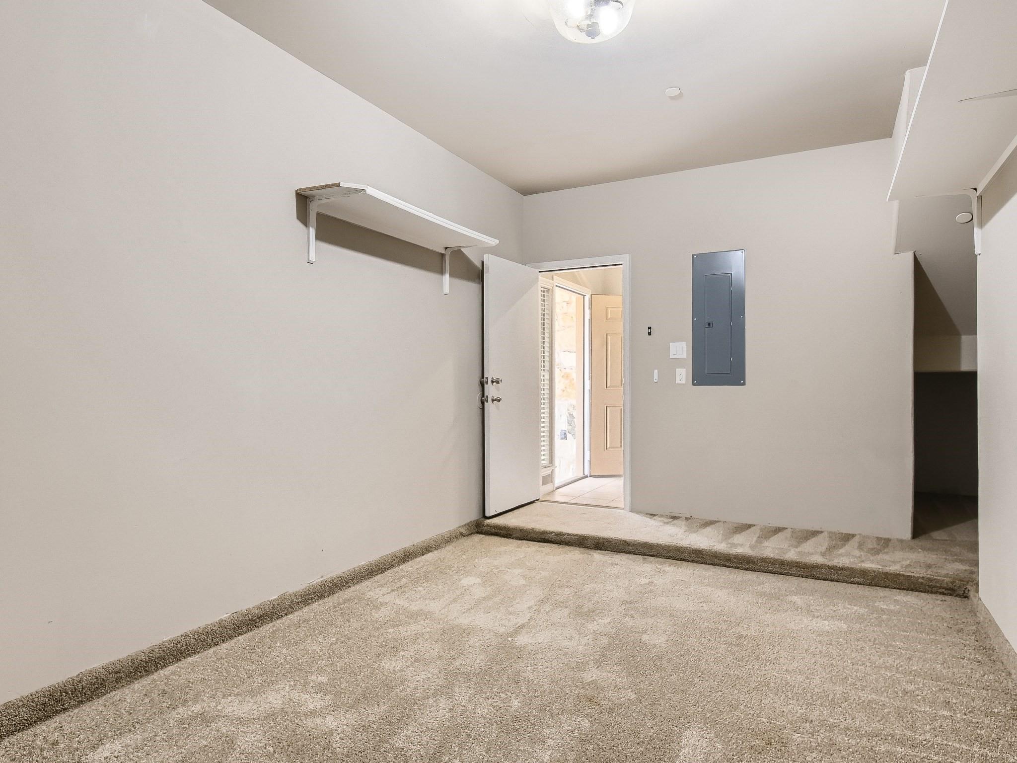 3101 Davis LN # 9301