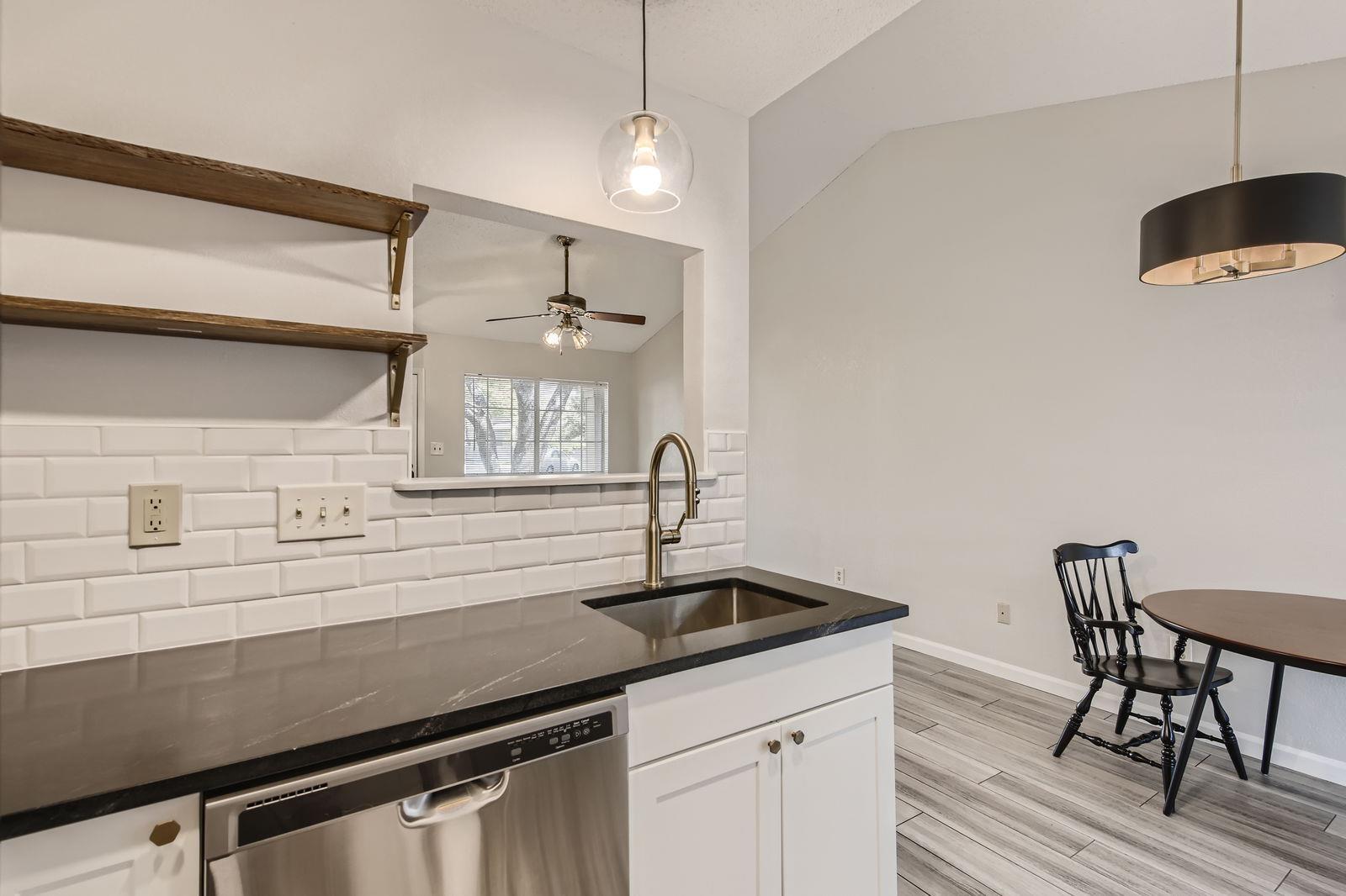 1015 E Yager LN # 141