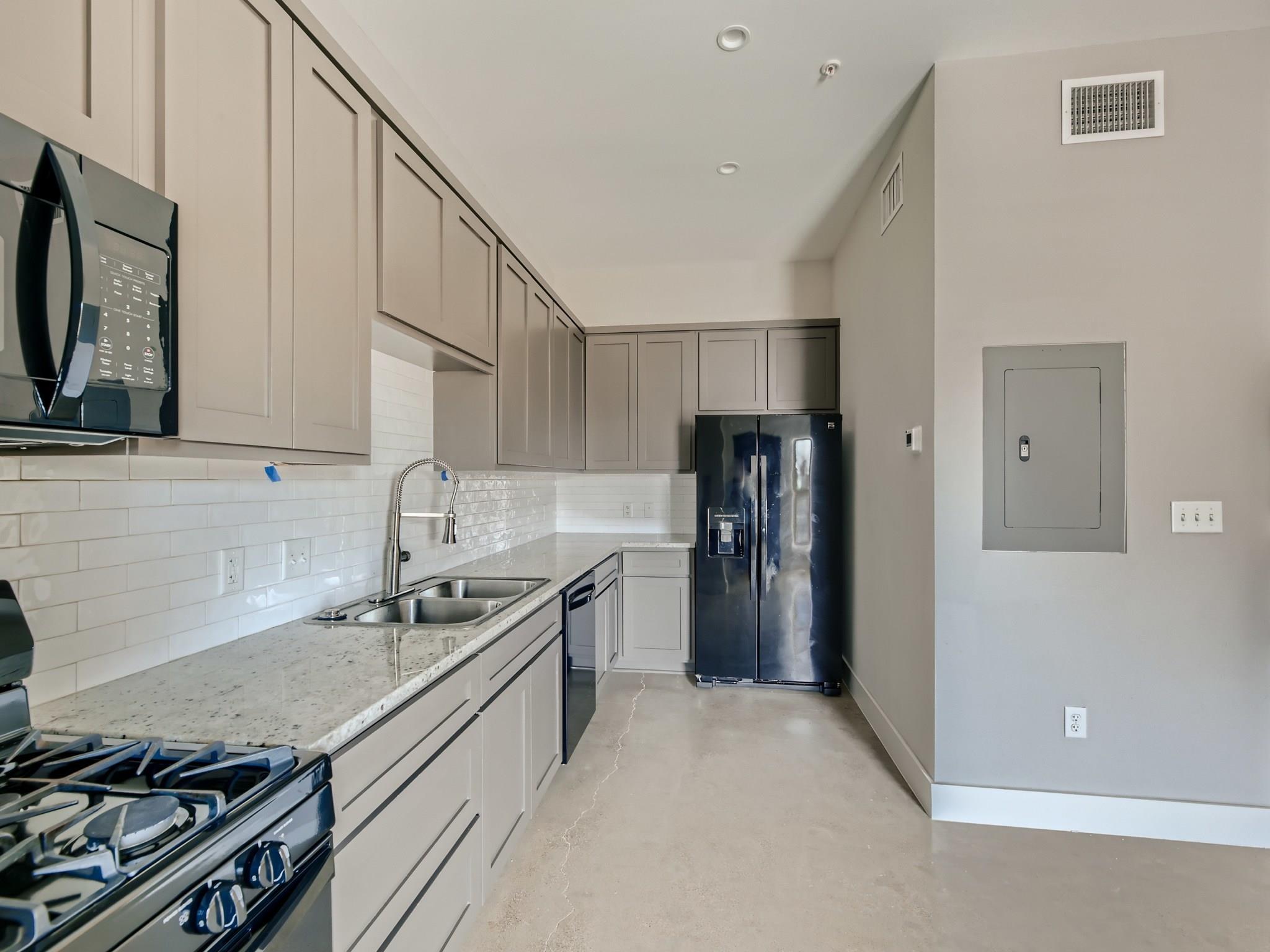 3523 Gonzalez ST # 200