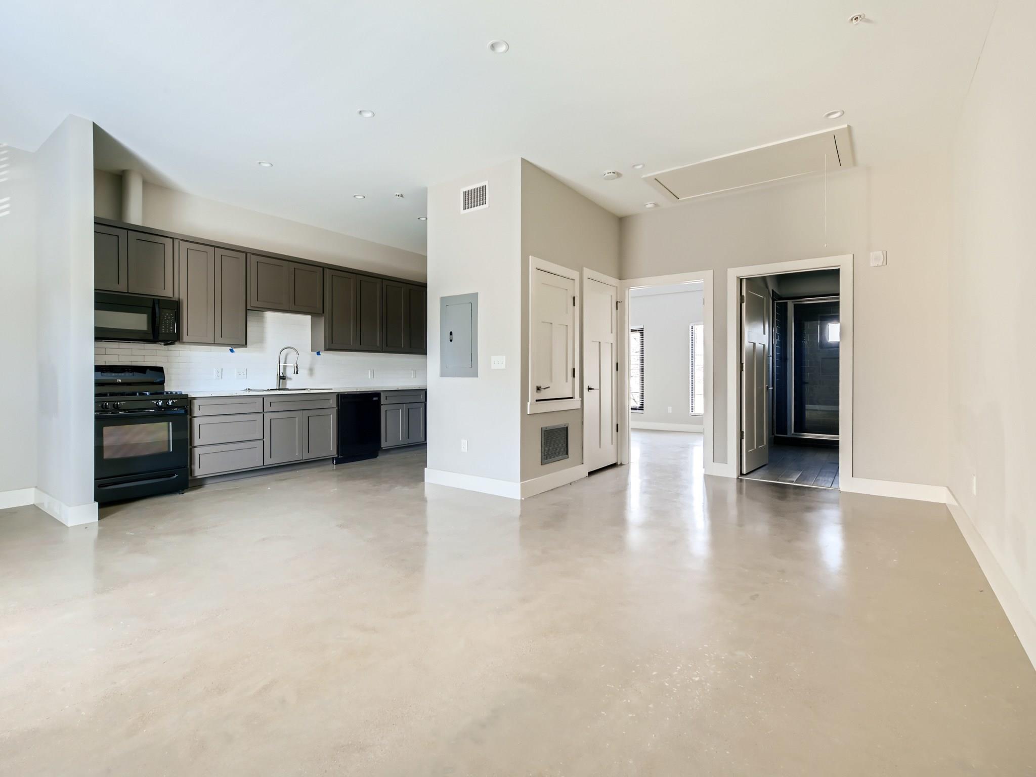 3523 Gonzalez ST # 200