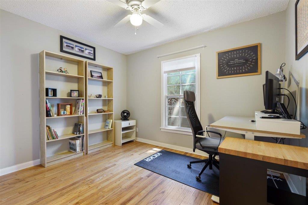 5711 Chesterfield Ave