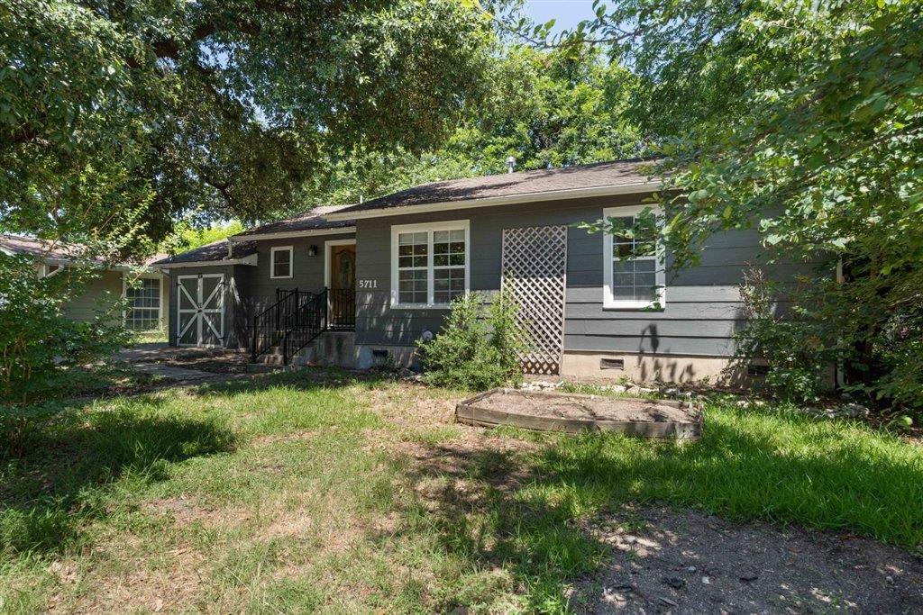 5711 Chesterfield Ave