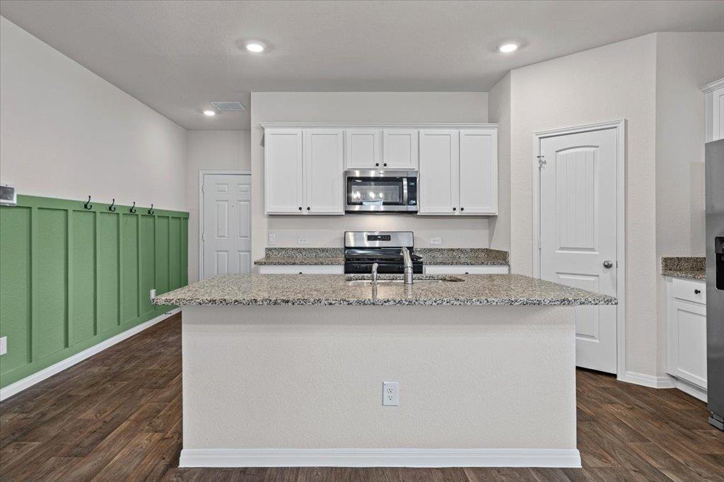 20221 Heinrich LN