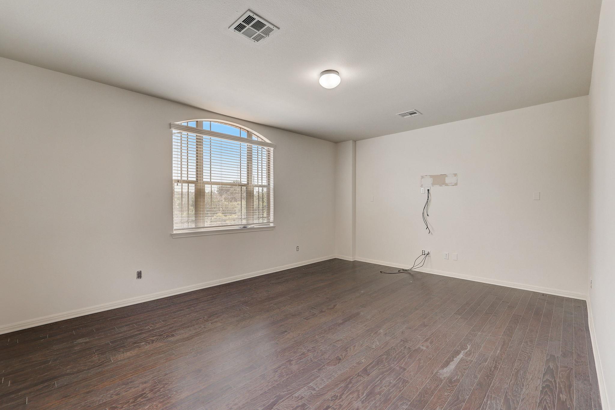 16012 Spillman Ranch LOOP
