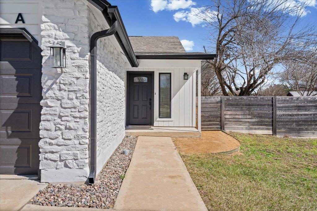 303 Fantail Loop # A