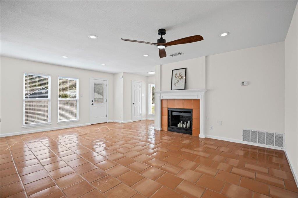 303 Fantail Loop # A